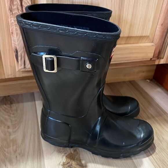 Hunter Black Rubber Boots Size 5M/6F - Picture 1 of 5